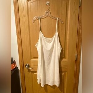 Women’s Plus Size 3x/4x Tunic Length Cream Colored Cami/Slip NEW